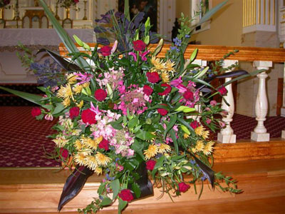 Wedding at St.Anne's Chapel  roses  viburnum  hydrangeas  mums  oriental lillies  and  alstro