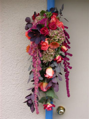Wall hanging, a beautiful accent for a balustrade for the autumn wedding or Thanksgiving dinner.