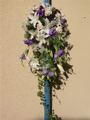 Hanging arrangement, perfect for an entrance at any event.