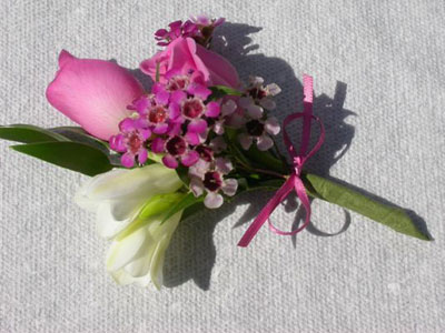 Bridal Flower Bouquets on Kenmar Flower Farm Bouquets Weddings Funerals