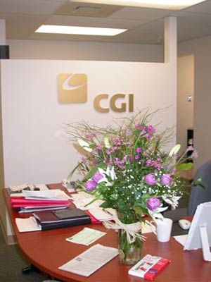 Our handtied bouquets grace many a desk including Whitespot Restaurants and the Victoria chain of Romeo's Restaurants.